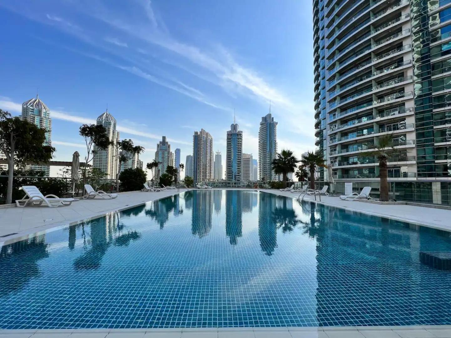 Apartment Vacay Lettings - Stylish 1 Bedroom With Marina View, Marina *