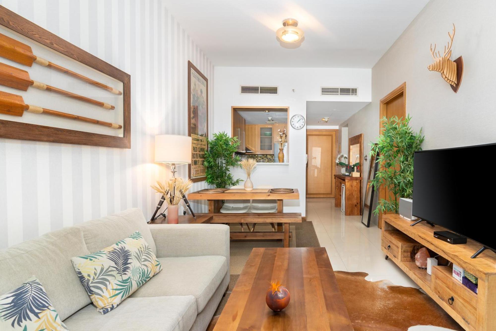 Vacay Lettings - Stylish 1 Bedroom With Marina View, Marina * Dubai